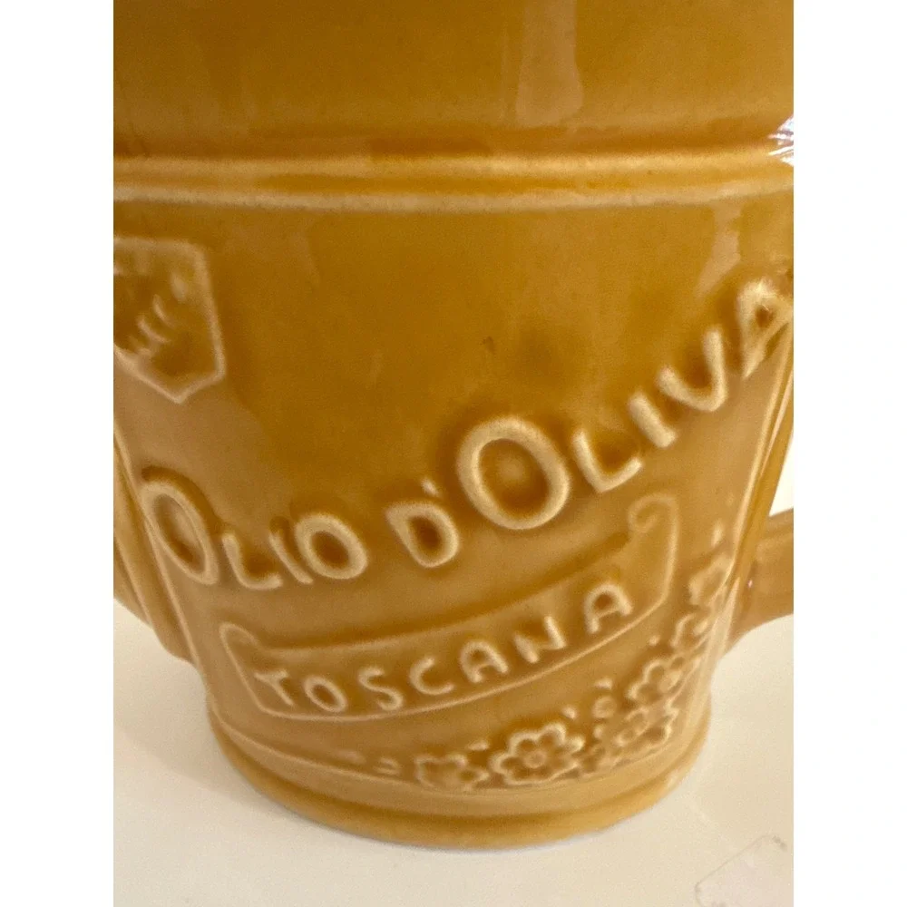 Williams Sonoma Olio d'Oliva Toscana Olive Oil Decanter Dispenser Mustard Yellow